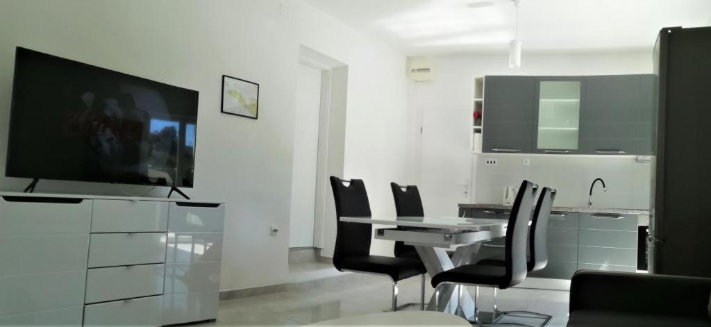 Apartment Zalo Donje Selo na Šolti Buitenkant foto