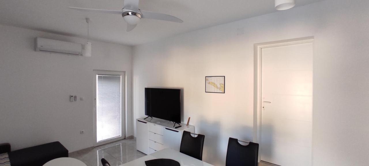 Apartment Zalo Donje Selo na Šolti Buitenkant foto