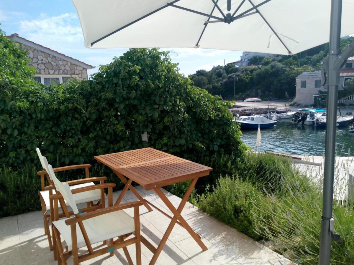 Apartment Zalo Donje Selo na Šolti Buitenkant foto