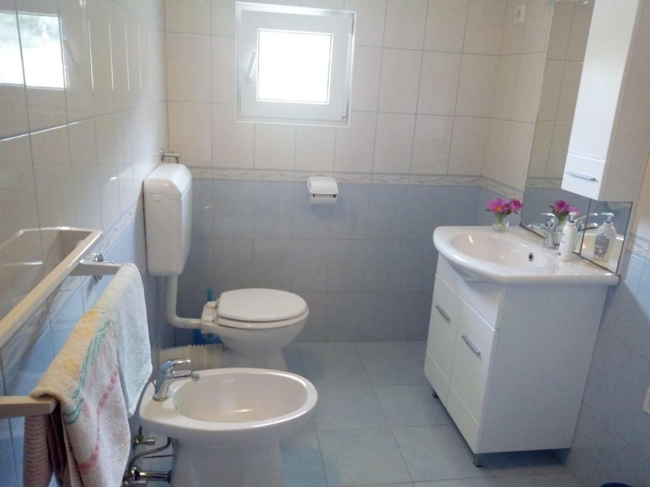 Apartment Zalo Donje Selo na Šolti Buitenkant foto